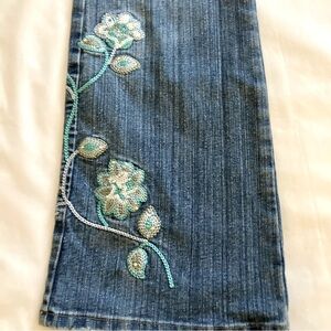 Sale🌼 Dept. of Peace Z. Cavaricci embroidered floral boot cut stretchy jeans